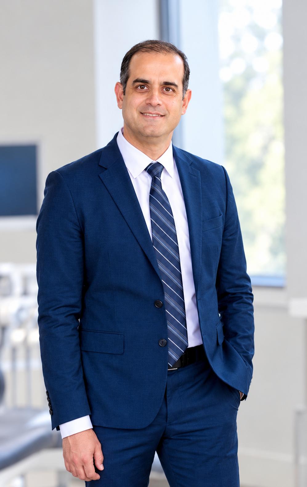 Dr Taqavi